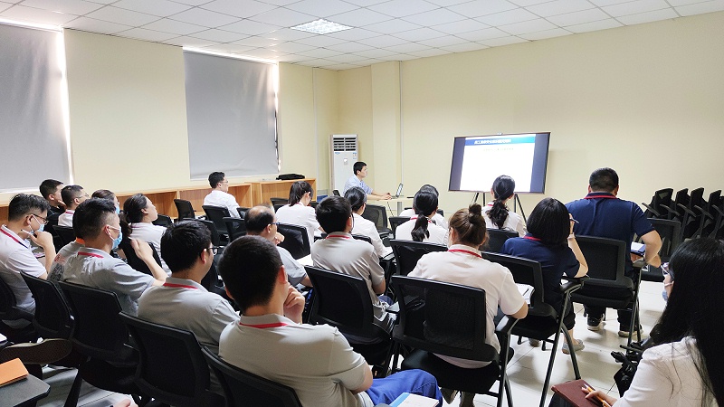 依斯倍開展員工上下班安全培訓(xùn)