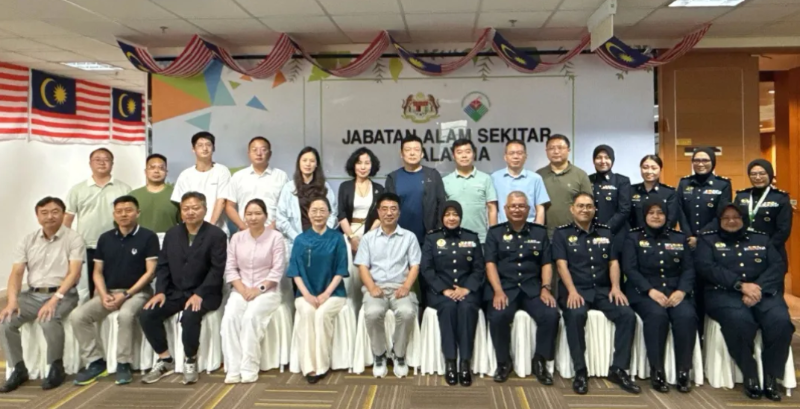 依斯倍走進馬來西亞環境部 (1)